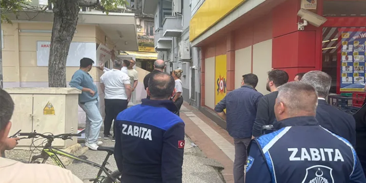 Gemlik’te işgal edilen otopark ve tuvaletlere kaymakamlık müdahalesi