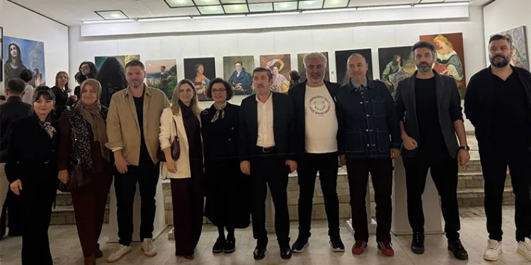 Genç sanatçılar eserlerini karekodla dijitale taşıdı