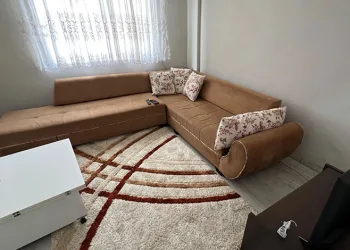 Koltuk fabrikasında korkutan yangın: 2 kişi dumandan etkilendi