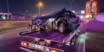 Otomobilin çarptığı yaya yaralandı