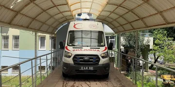 Caminin sadaka kutusundan hırsızlık kamerada