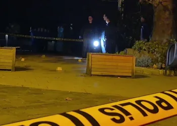 Samandağ’da şarampole devrilen otomobilin sürücüsü yaralandı