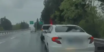 Samandağ’da şarampole devrilen otomobilin sürücüsü yaralandı