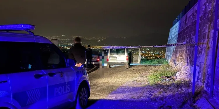 Anneler Günü’nde 80 yaşındaki annesini darp etti
