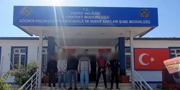 Anneler Günü’nde 80 yaşındaki annesini darp etti