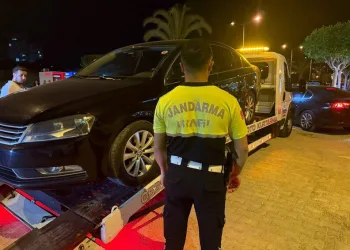 4’üncü kez alkollü yakalandı, “Beni reklam yapacaksın” diyerek sitem etti