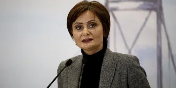 Kaftancıoğlu’nun ‘Cumhurbaşkanına hakaret’ davasında zorla getirme kararı