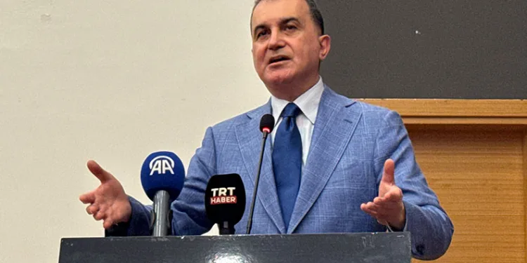 “Türkiye, dünyanın barış adası olarak öne çıkmaya devam ediyor”