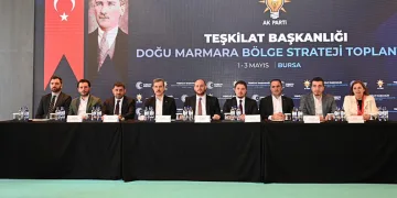 “Siyaseti koltuk kapma oyunu olarak görmedik”