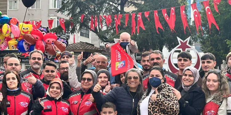 Lösemiyi yenen Alparslan için gökyüzüne balon bıraktılar