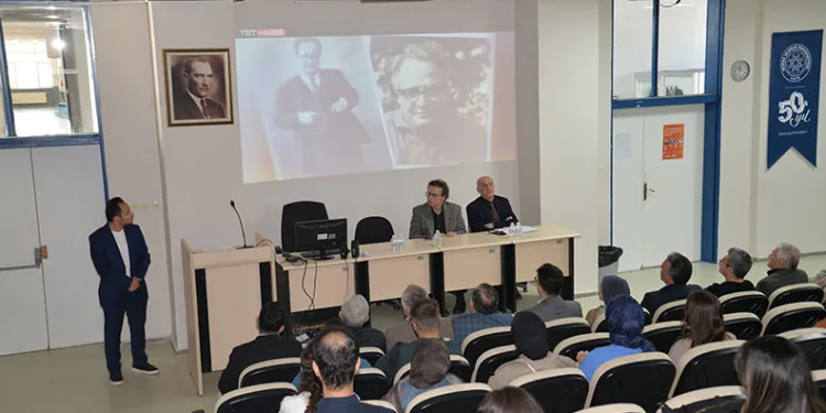 BUÜ’de Fethi Gemuhluoğlu anıldı