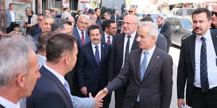 “Hızlı trenle Karaman’dan Akdeniz’e de ulaşmış olacağız”