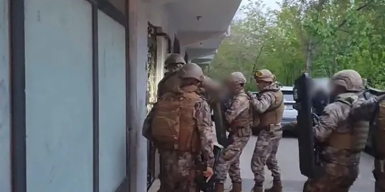 Bursa’da kadınları kullanıp çiftçileri ağına düşürdüler: 14gözaltı