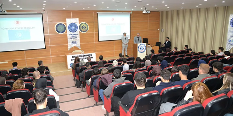 BUÜ’de “Ortak Dış Politika Vizyonu” konuşuldu