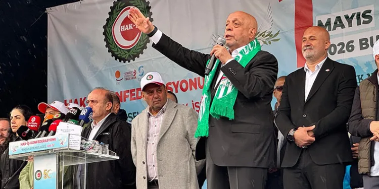 HAK-İŞ Başkanı: “Türkiye’nin bütün meydanları Taksim Meydanı’dır”