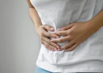 20’li yaşlarda kolon kanseri alarmı