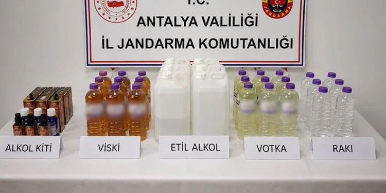 Konyaaltı’nda kaçak alkol operasyonu
