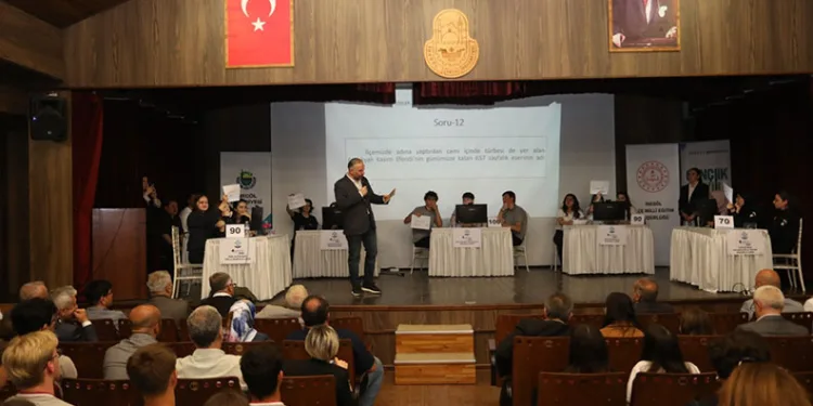 Liseliler İnegöl bilgisiyle yarıştı