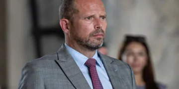 Belçika Savunma Bakanı Francken’den Anıtkabir’e ziyaret