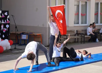Başkan Aydın, Engelliler Haftası’nda Özel Bireylerle Buluştu