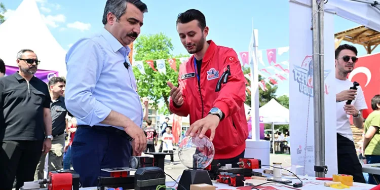 Yıldırım’da bilim ve teknoloji rüzgarı