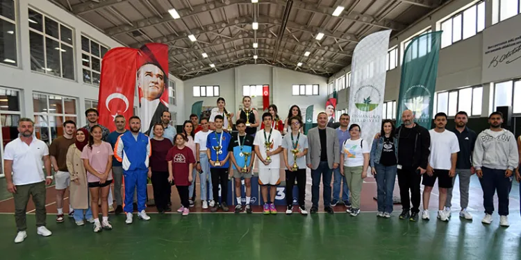 Osmangazi’de Geleceğin Raketleri Korta Çıktı