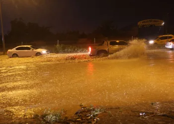 Hatay’da şiddetli sağanak sele yol açtı