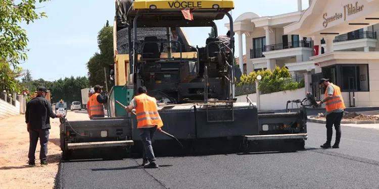 Osmangazi Belediyesi 900 ton asfalt döktü