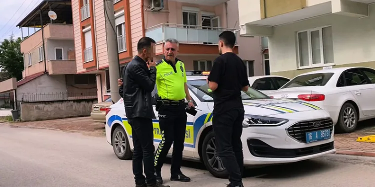 3 kilometre boyunca ters yönde ilerleyen sürücüye ceza yağdı