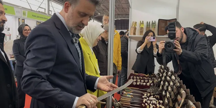 Bursa’da “Bıçak Festivali” coşkusu, ustalar hünerlerini sergiledi