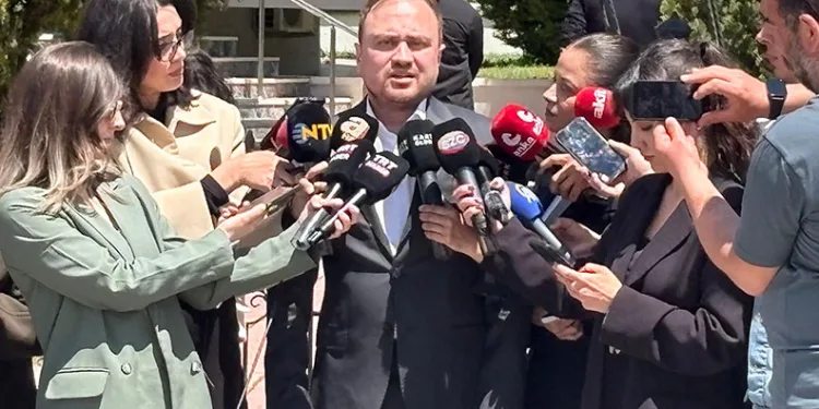 “İcra kanalıyla partimizi tekrar teslimini hallettik”