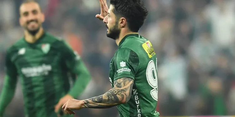 Bursaspor’da iç transfer: Barış Gök ile yola devam