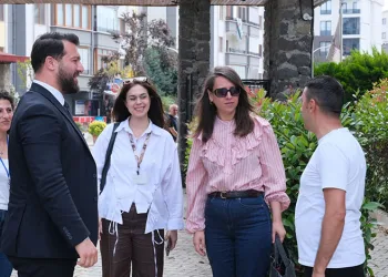 NAYDEM, apartman ve site emekçileriyle sahada buluştu