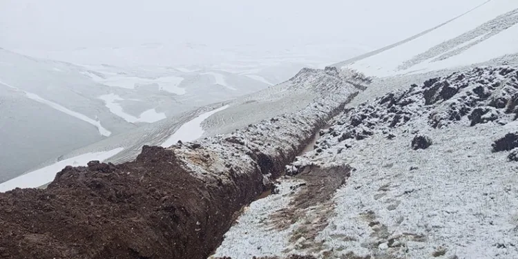 Diyadin’de Mayıs sonunda kar sürprizi