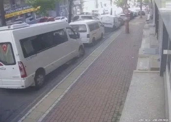 Bursa’da ortalık savaş alanına döndü: 6 araca çarptı takla atarak durabildi