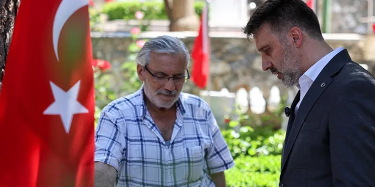 Şahin Biba’dan şehitlik ve esnaf  ziyareti