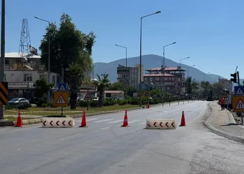 D-400 Karayolu’nda köprüde kısmi göçük