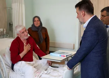 Şahin Biba’dan bayramda gönül ziyaretleri