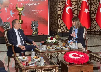 AK Parti’den, MHP’ye bayram ziyareti