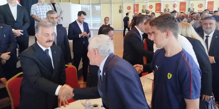 MHP Bursa bayramlaşmasında Büyükataman’dan “Terörsüz Türkiye” vurgusu