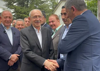 Kemal Kılıçdaroğlu partililerle bayramlaştı