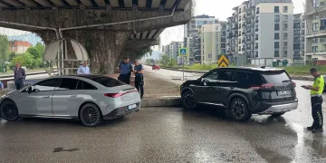 Samsun’da kavşakta kaza: 3 yaralı