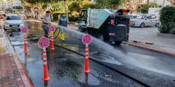 Temizlik işleri ekipleri Alanya’yı bayrama hazırlıyor