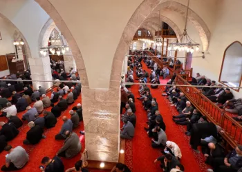 583 yıllık Ulu Cami’de cuma namazı