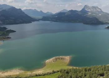 Su seviyesi yüzde 7’ye kadar düşen Kozan Barajı ihtişamına kavuştu