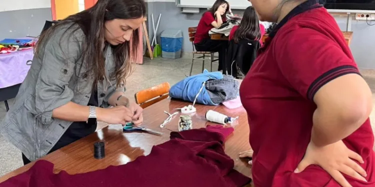 Atça’da atıklar sanata dönüştü