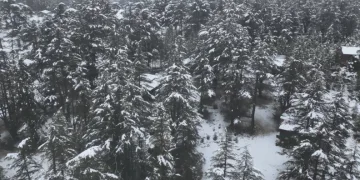 Mersin’de kar güzelliği dronla görüntülendi