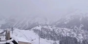 Tunceli’ye bahar ortasında kar sürprizi