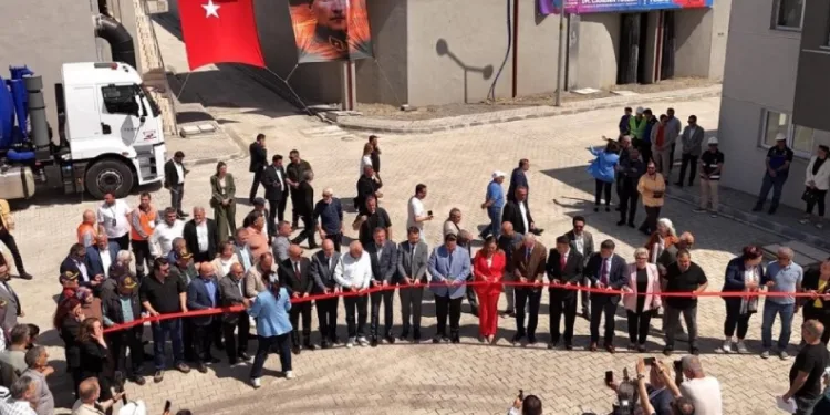 Marmaraereğlisi’nde kapasitesi 6 kata çıkarılan atıksu arıtma tesisi hizmete açıldı