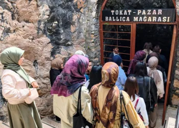 Ballıca Mağarası’ndaki sarkıtlar mest ediyor